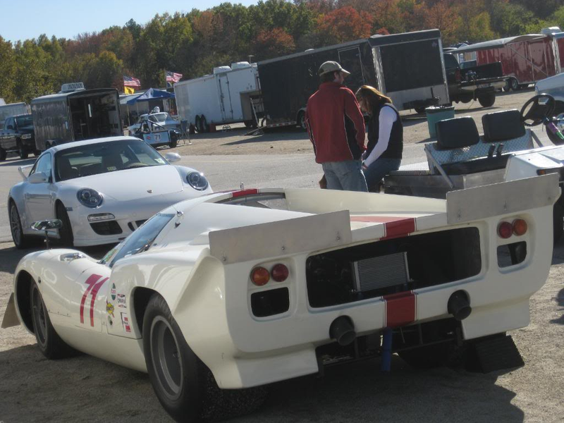 Illustration for article titled Vintage Car Porn: Heacock Classic Gold Cup 2011 at VIR (2/3) Pic Dump!